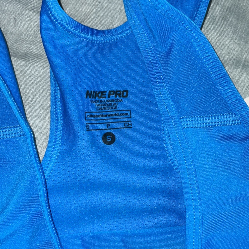 🟣 Nike Razor Back Shirt 🟠 - Picture 2 of 3